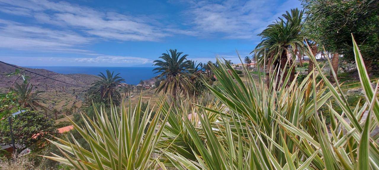 Cabaña Los Palmeros, vista al mar y la montaña in Alojera, Vallehermoso