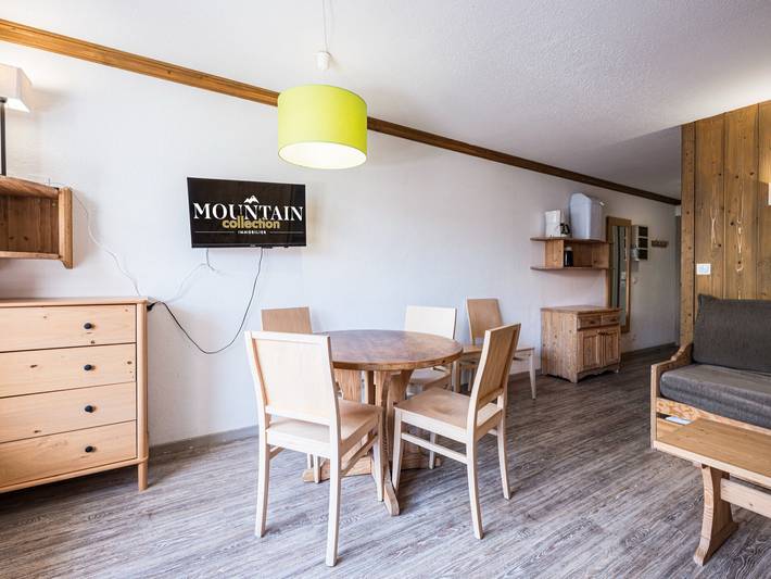 Studio entier, Studio confortable au centre-ville avec balcon in Val-d'Isère, Massif du Ruitor