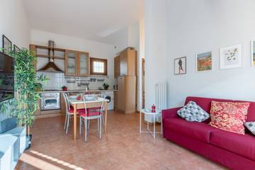 Apartment for 4 People in Pisa, Italian Riviera, Photo 2