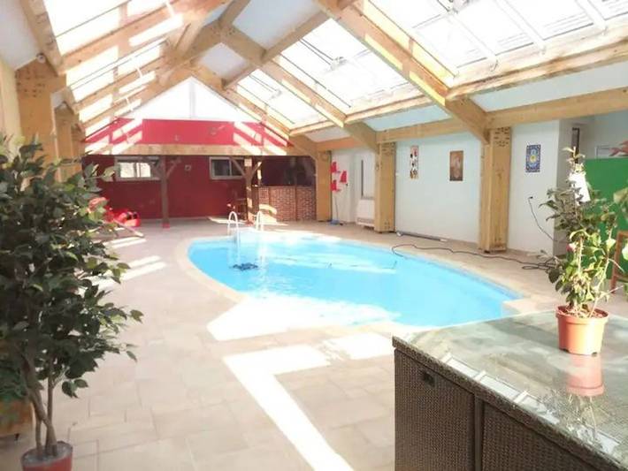 Aufenthalt in Berry mit beheiztem Innenpool in Niherne, Châteauroux und Umgebung