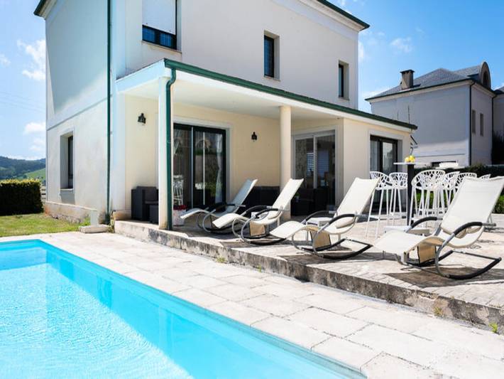 Holiday apartment for 10 people, with pool and garden - 1