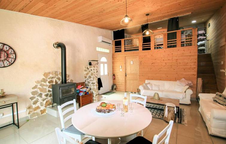 Location de vacances pour 3 personnes, avec jardin à Saint-Julien-du-Gua - 4