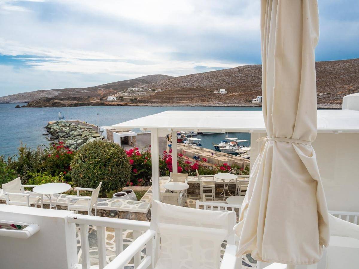 Vardia Bay Studios in Folégandros