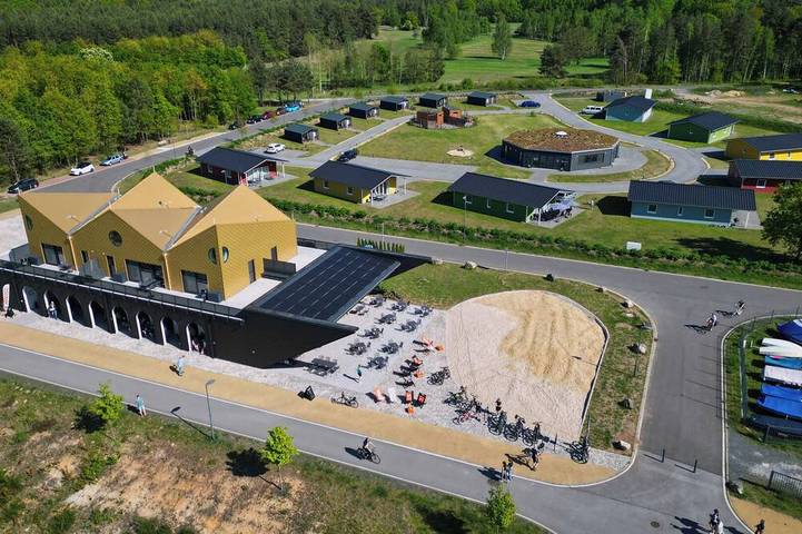 Ferienhaus für 4 Personen, mit Sauna und Garten sowie Whirlpool und Terrasse am Bärwalder See - 4