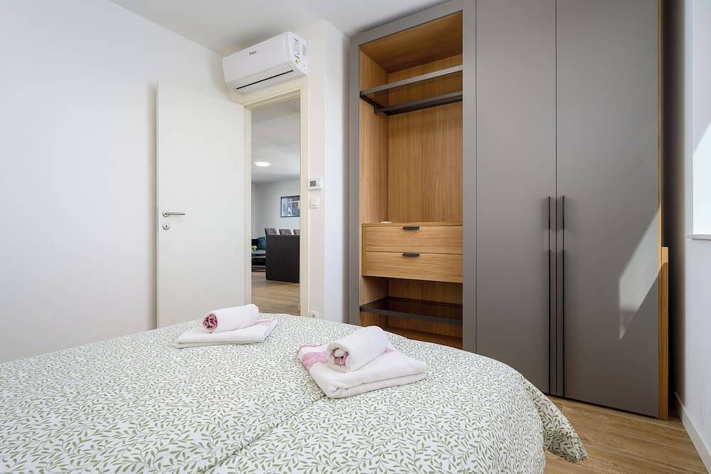 Cijeli apartman, Apartment Emvita - Charming 2-bedroom apartment with sea view in Beach Vela Draga, Umag