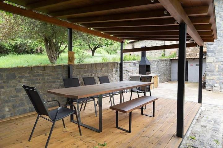 Casa rural para 8 personas, con Jardín en Biescas - 4