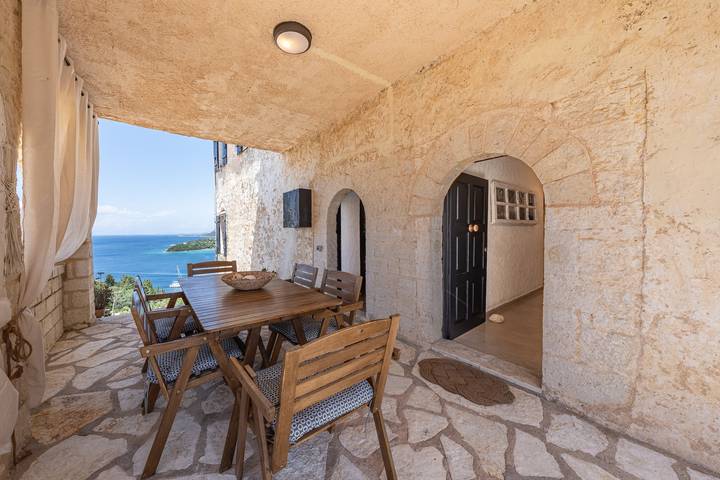 Appartement de vacances pour 6 personnes, avec jardin, animaux acceptés en Grèce
