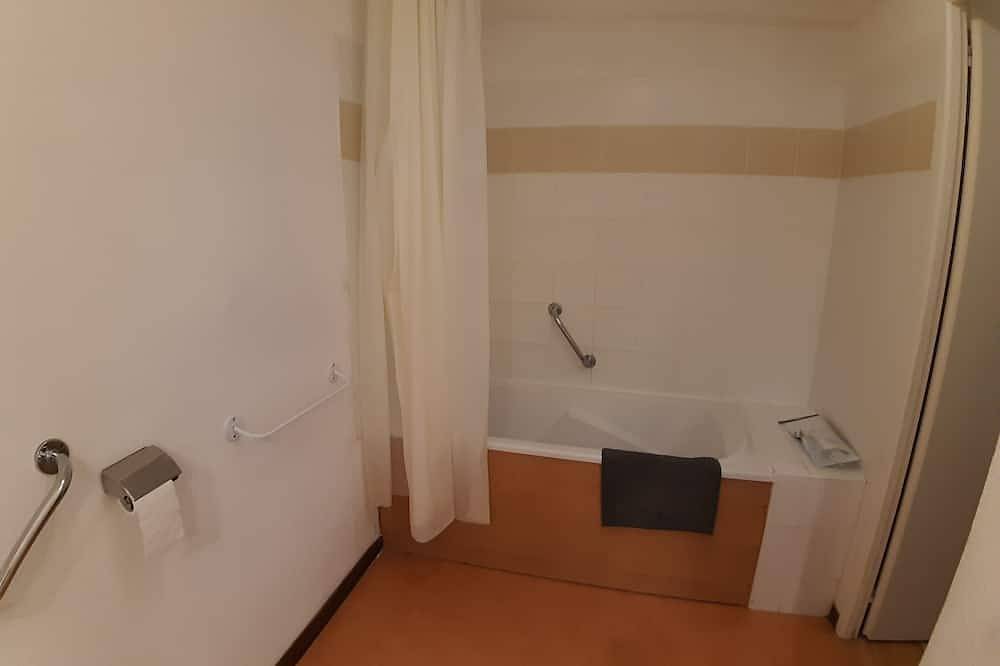 Apartamento entero, La Norma Balcons Vanoise 2* 38m2 apartment 300m from slopes and lifts. in La Norma, Villarodin-Bourget