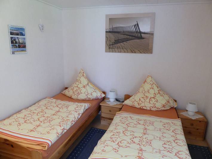 Ferienwohnung für 4 Personen, mit Terrasse und Garten in Ihlow - 4