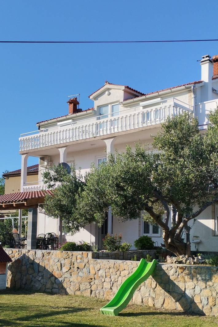 Ferienwohnung für 3 Personen, mit Balkon/Terrasse auf Rab