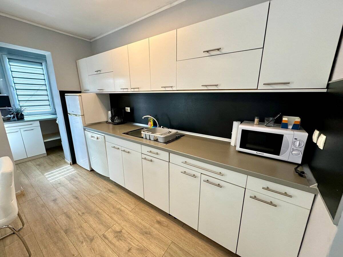 Appartement entier, Appartement en bord de mer à 2 km in Crikvenica, Primorje-Gorski Kotar