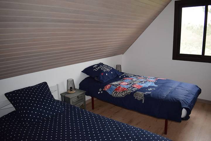 Location de vacances pour 6 personnes, avec terrasse et jardin dans Bétahon - 4