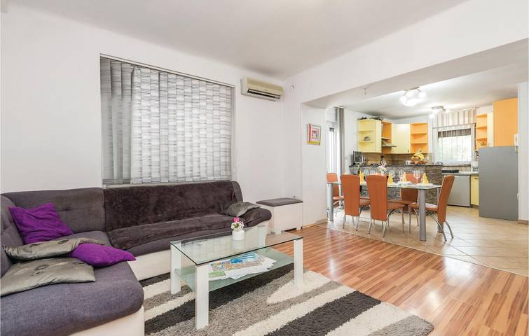 Ferienhaus für 6 Personen, mit Terrasse in Rijeka - 3