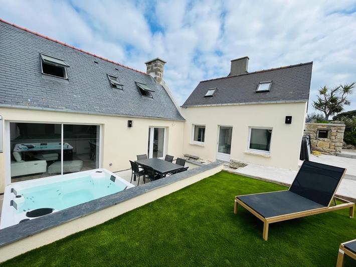 Location de vacances pour 10 personnes, avec vue et jardin à Île de Batz - 2