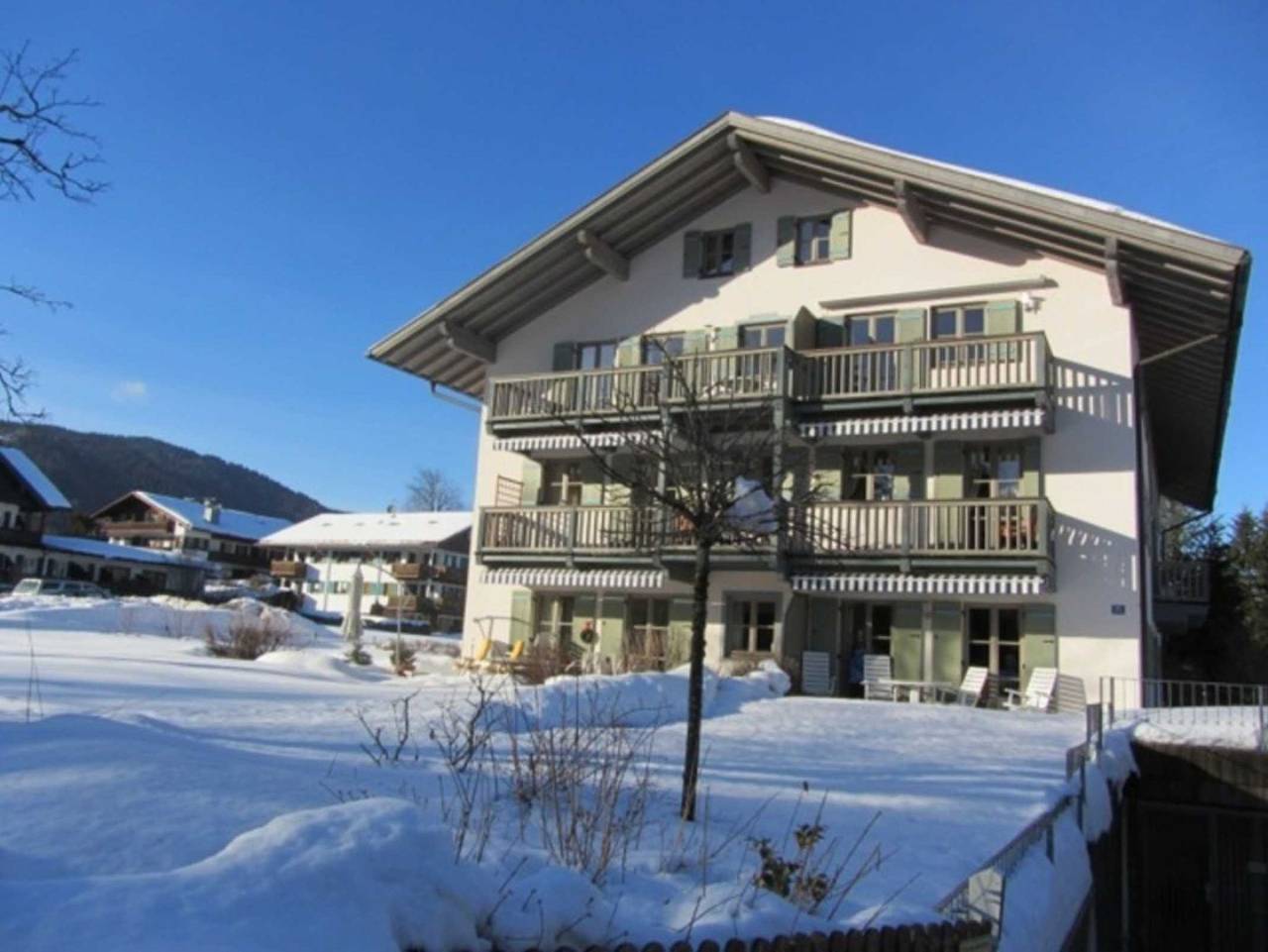 Ganze Ferienwohnung, Ferienwohnung ****Freihaus18 - Ferienwohnung Freihaus18 in Bad Wiessee, Bayerische Alpen
