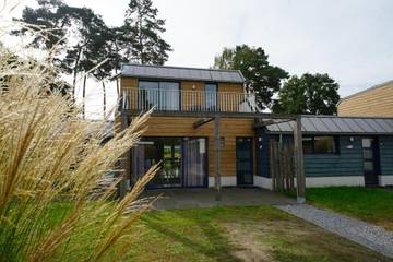Gîte pour 6 personnes, avec jardin à Mol