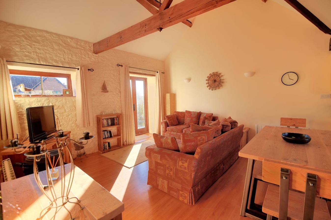 2 Home Farm South in Combpyne Rousdon, Devon