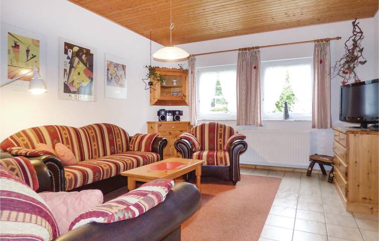 Ferienhaus für 4 Personen, mit Terrasse und Garten im Hunsrück - 2