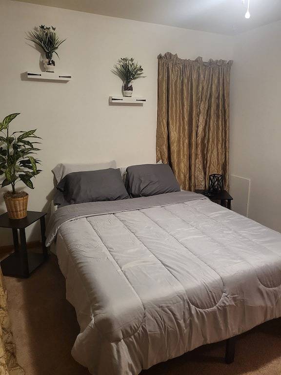 Clean and cozy 3 bedroom home in Wichita, Kansas