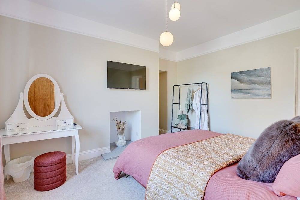 The Procession: Grade Ii Listed, Pet Friendly in Berwick-upon-Tweed, Northumberland