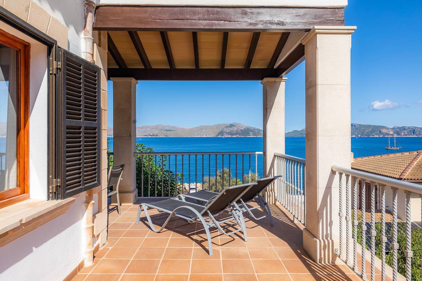 Deslumbrante villa "Gran Vista Mar" com vista mar, piscina, ar condicionado e Wi-Fi in Bonaire, Alcúdia