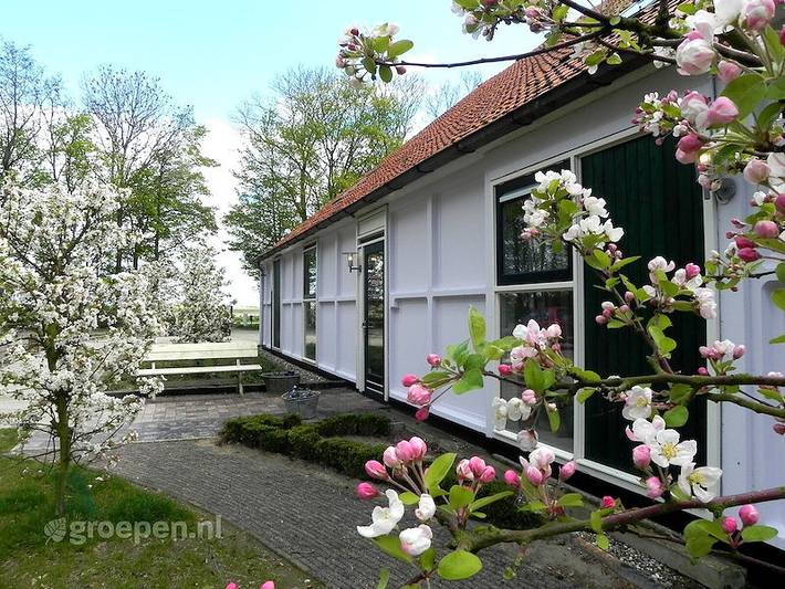 Ferienhaus für 34 Personen, mit Balkon/Terrasse und Terrasse sowie Seeblick - 1
