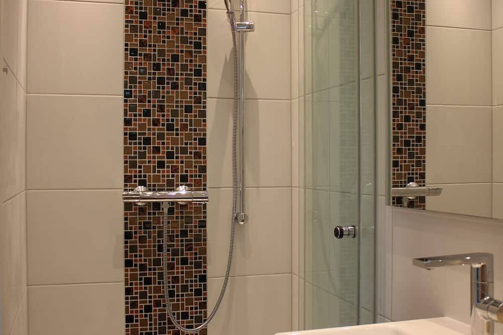 Ferienhaus \"Zislowunderbar\" 150m zum Plauer See mit eigener Terrasse in Zislow, Plauer See