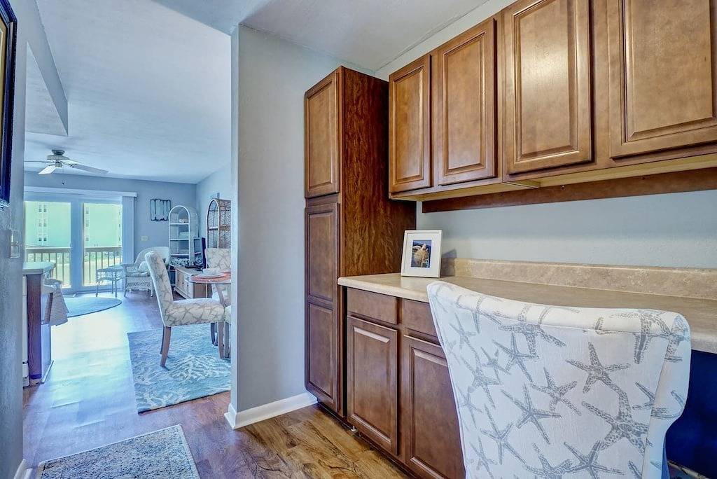 Ganze Wohnung, Weekend Seaclusion, Linens, Snacks & Sea Included in Surf City, Topsail Island