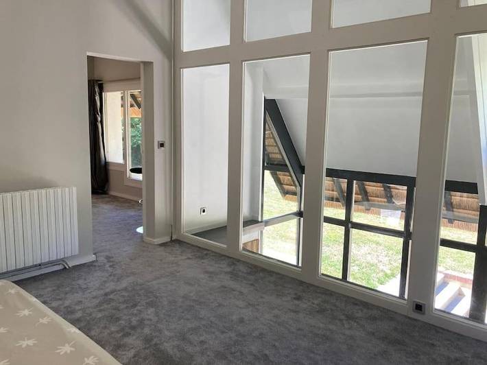 Location de vacances pour 4 personnes, avec piscine ainsi que jardin et terrasse, animaux acceptés dans Les Mesnuls - 3