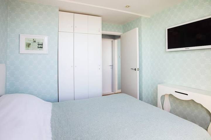 Ganze Wohnung, Brighton Seafront Holiday Apartment, Penthouse mit eigener Sonnenterrasse in Hove, Brighton