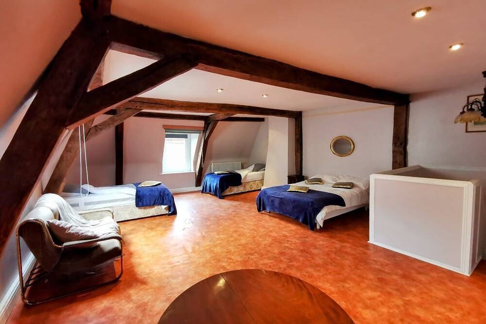 La grande Hesdinoise - sleeps 6 near the square and its shops in Hesdin, Montreuil und Umgebung