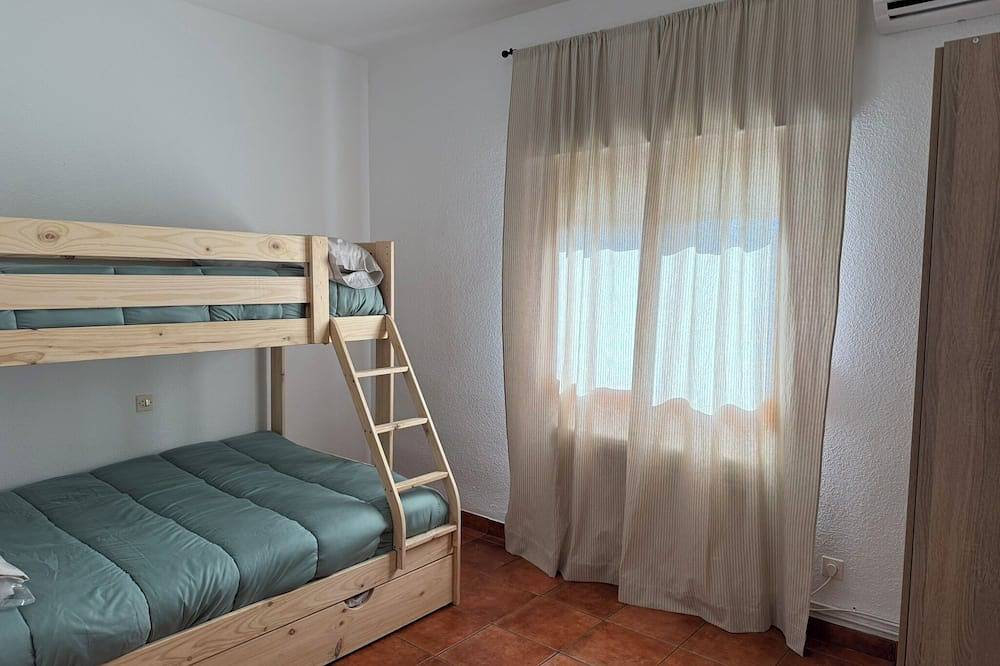 Cantarranas Tourist Accommodation in Los Hinojosos, Cuenca Provinz