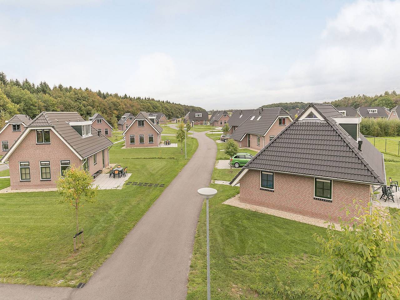 Villa in der Nähe von Waldwegen in Drenthe