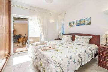 Bungalow para 8 Pessoas em Estômbar, Estômbar e Parchal, Foto 1