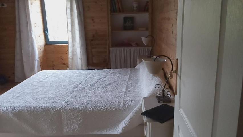 Chambre d’hôte pour 2 personnes, avec vue et jardin