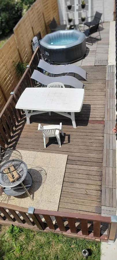 Casa de vacaciones para 2 personas, con jardín y jacuzzi - 1