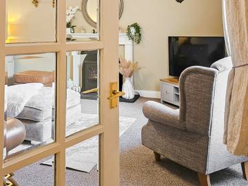 Holiday Rental for 10 People in Loch Ness, Scotland, Photo 3