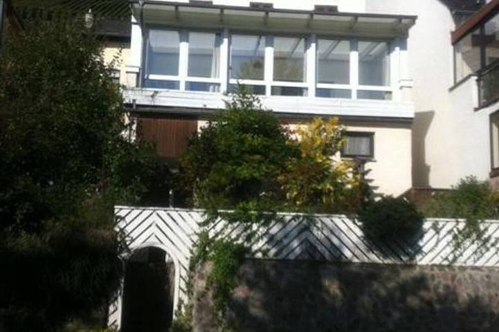 Ferienhaus für 8 Personen, mit Garten in Ürzig