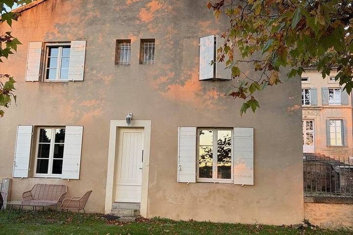 Ferienhaus für 7 Personen, mit Pool und Terrasse sowie Garten - 1