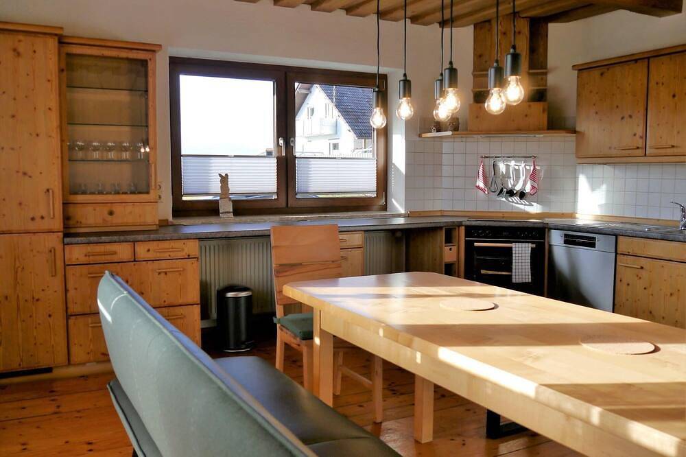 Ganze Wohnung, Ferienhaus (130qm) mit Terrasse in Hohenau, Ostbayern