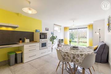 Gîte pour 3 personnes, avec jardin dans Lac d'Aiguebelette