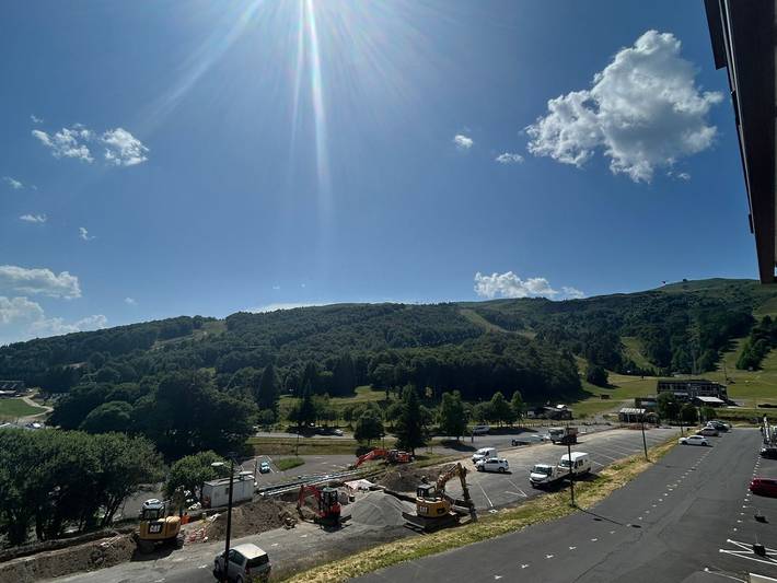 Gîte pour 4 personnes, avec balcon dans Office De Tourisme Super Besse - 4