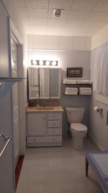 Vacation House for 6 Guests in Ocean Springs, Mississippi Gulf Coast, Picture 4