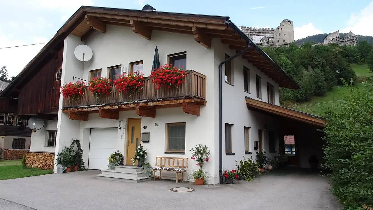 Ganze Ferienwohnung, Ferienwohnung für 2 Personen (35 m²) in Heinfels in Villgratner Berge, Heinfels