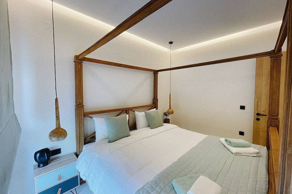Apartamento entero, A peaceful riverside oasis surrounded by orange and avocado fields in Platanias, Region de Chania