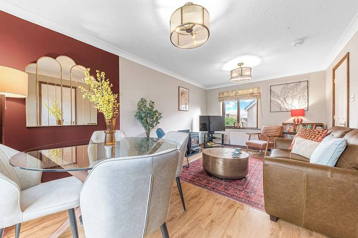 Cottage for 5 people, with hot tub and garden as well as pool and sauna, with pets in the Lake District