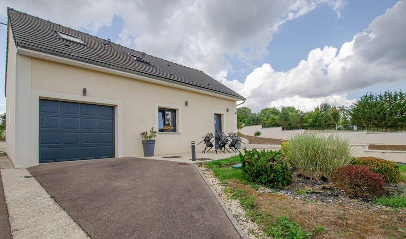 Gîte pour 4 personnes, avec Terrasse et Jardin dans Crancey
