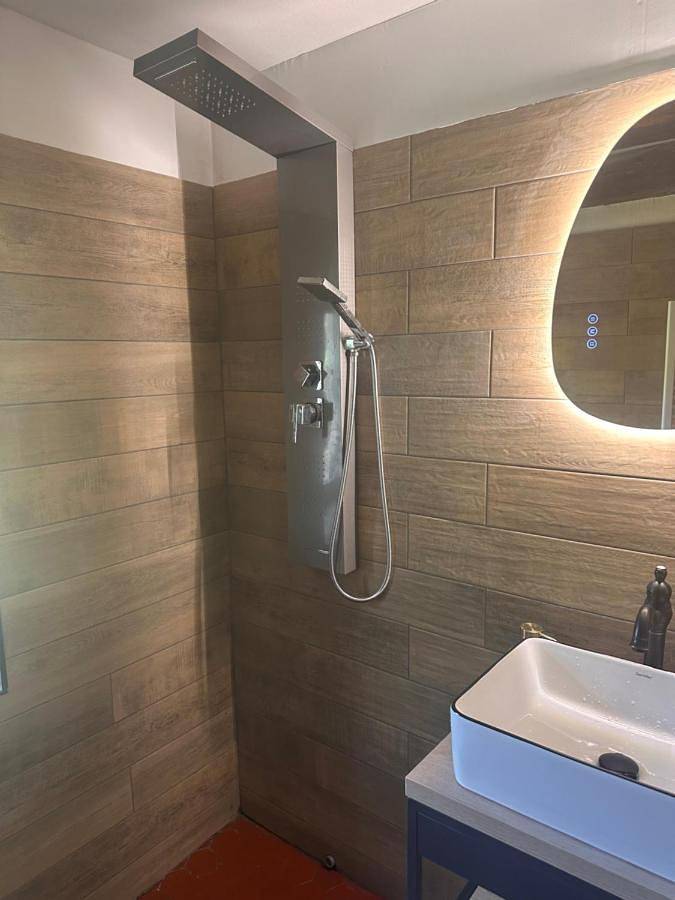 Gîte pour 2 personnes, avec Jacuzzi et Terrasse ainsi que Jardin et Sauna à Gerbépal - 2