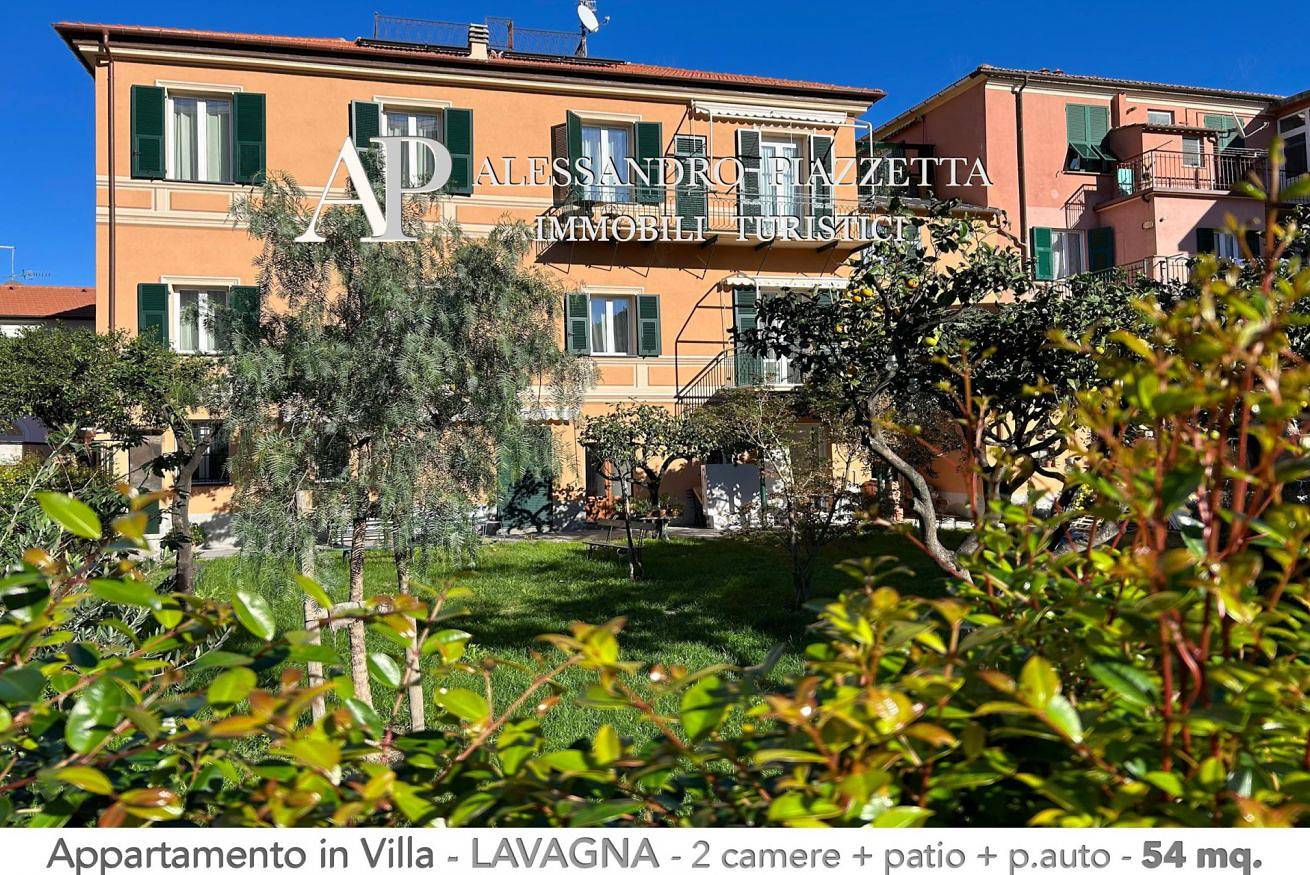 Apartamento entero, Casa Sherlock - Apartamento con plaza de aparcamiento sólo si está disponible y pequeña zona exterior con vistas a un agradable espacio verde de otra propiedad. in Lavagna, Lavagna Municipio