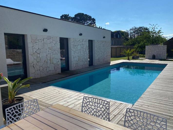Villa pour 12 personnes, avec jardin ainsi que piscine et terrasse